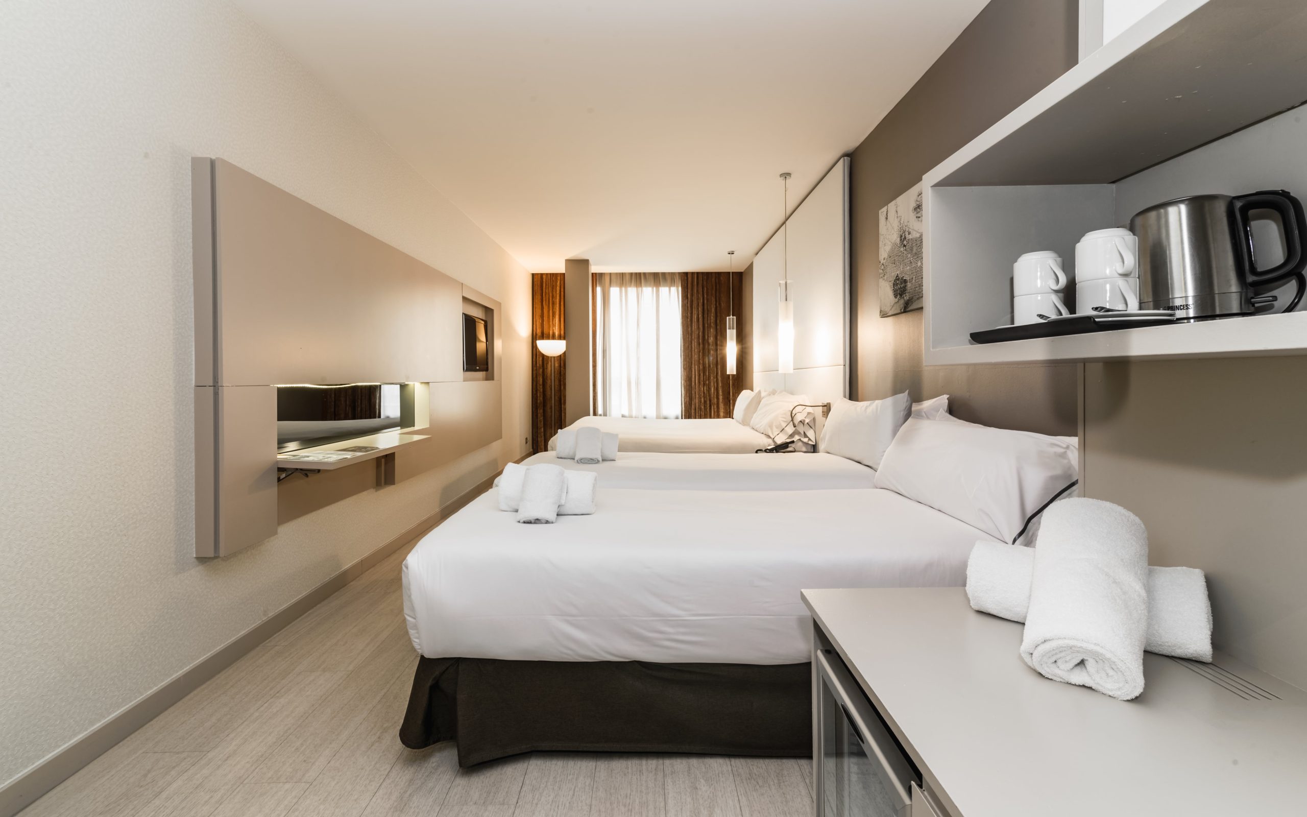 Deluxe Family Room